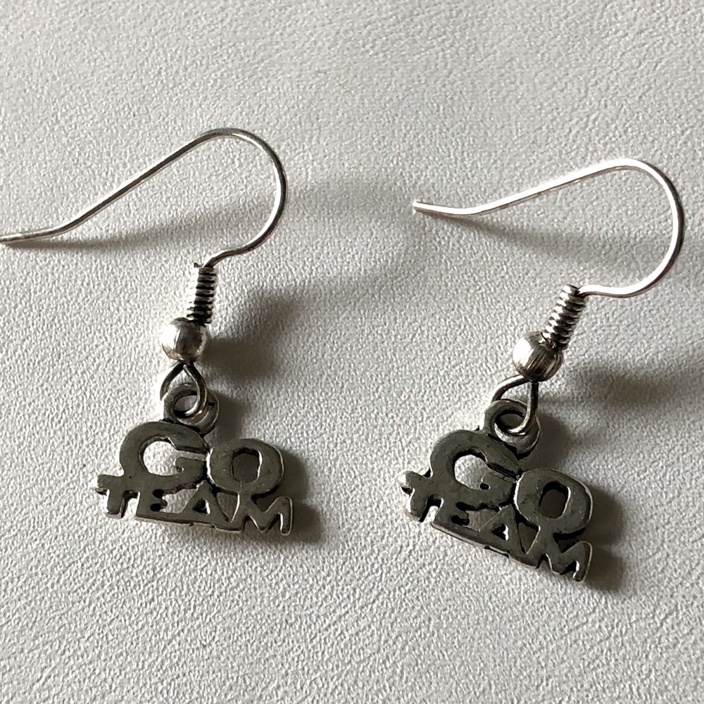 Earrings go team dangle